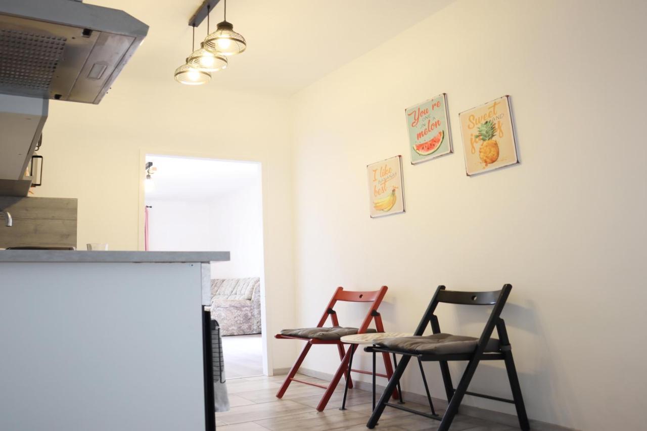 Appartement Nr 1 With 2 Balconies 3 Bedrooms Near Main Train Station Vienne