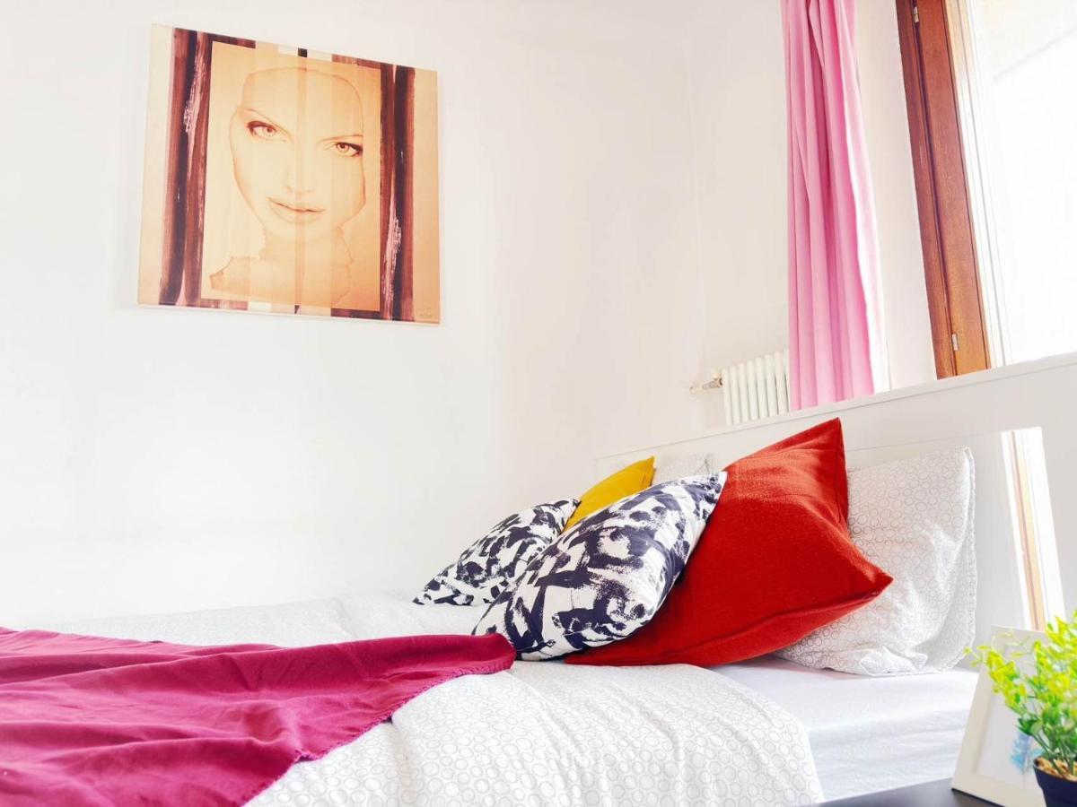 Nr 1 With 2 Balconies 3 Bedrooms Near Main Train Station Vienne